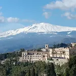 Aly Art Apartment Taormina Duomo, Gulf & Etna View