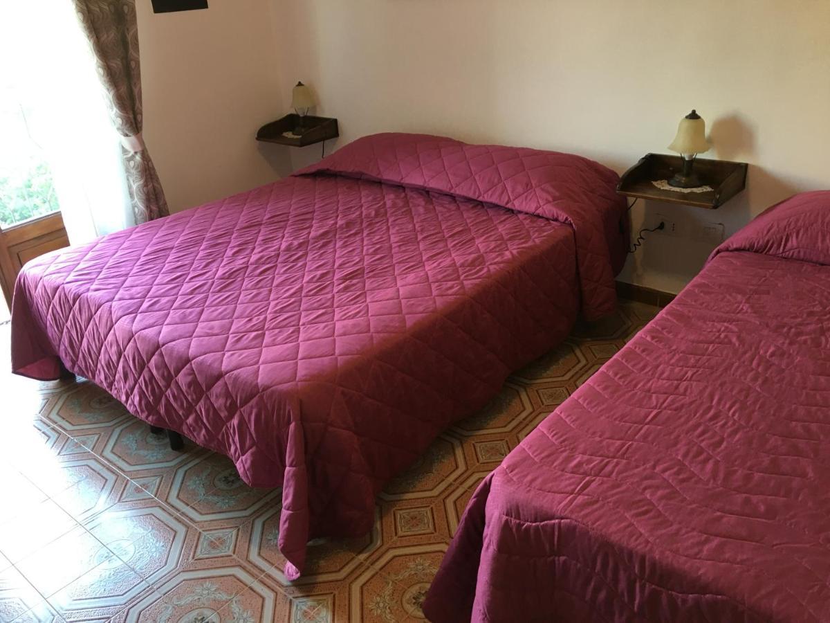 Al Chiaro Di Luna Bed & Breakfast