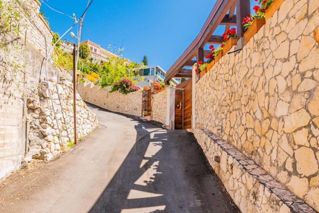 Holiday home Dependance Con Piscina Paolone House