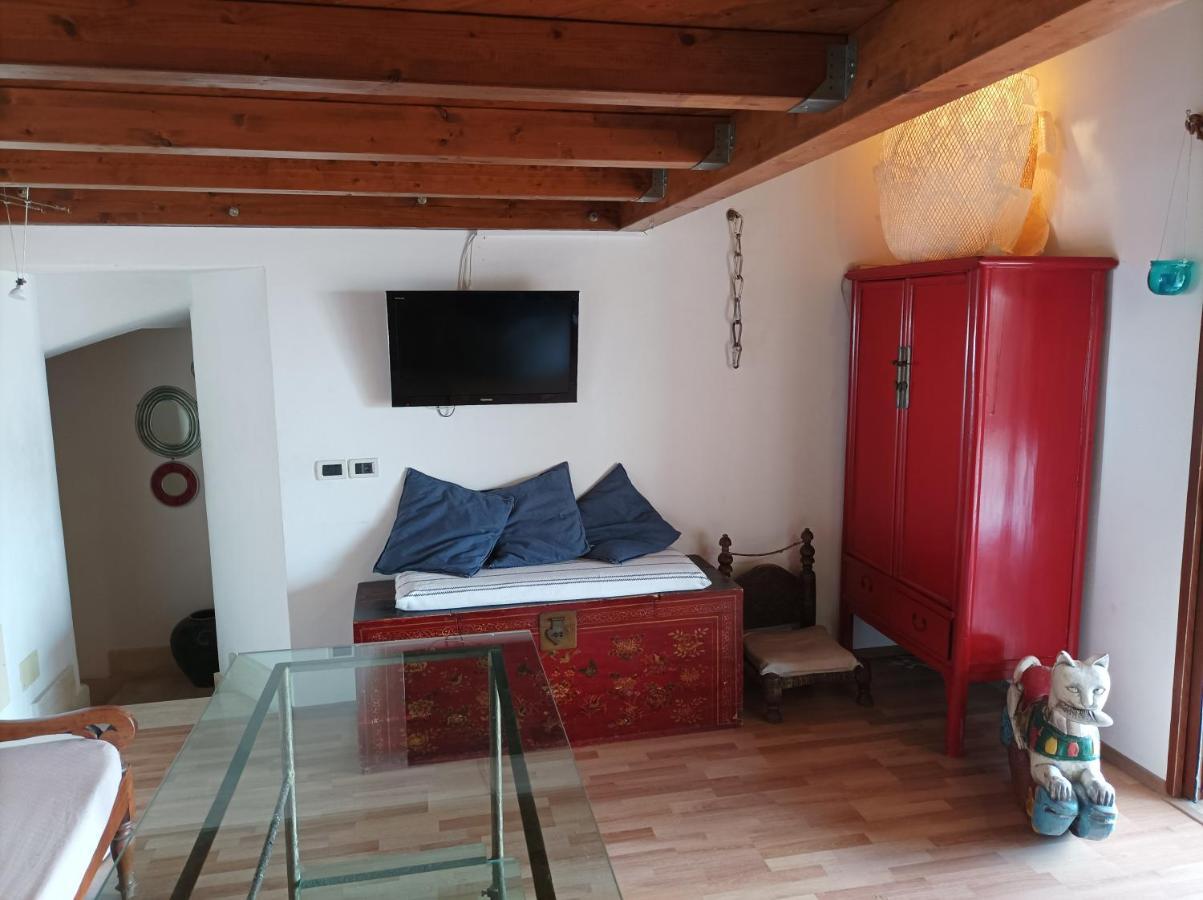 Aly Art Duomo, Gulf & Etna View Apartment Taormina