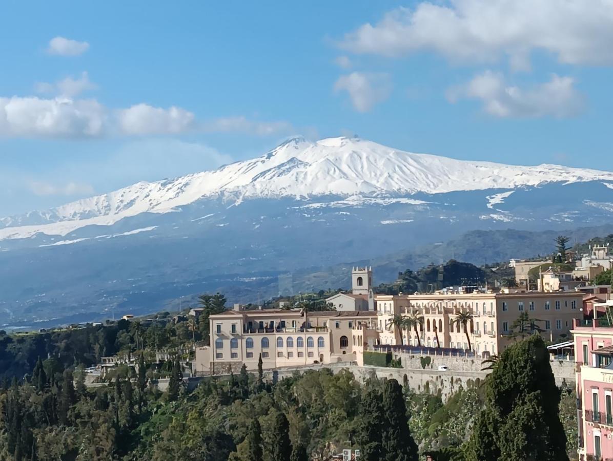 Apartment Aly Art Duomo, Gulf & Etna View *