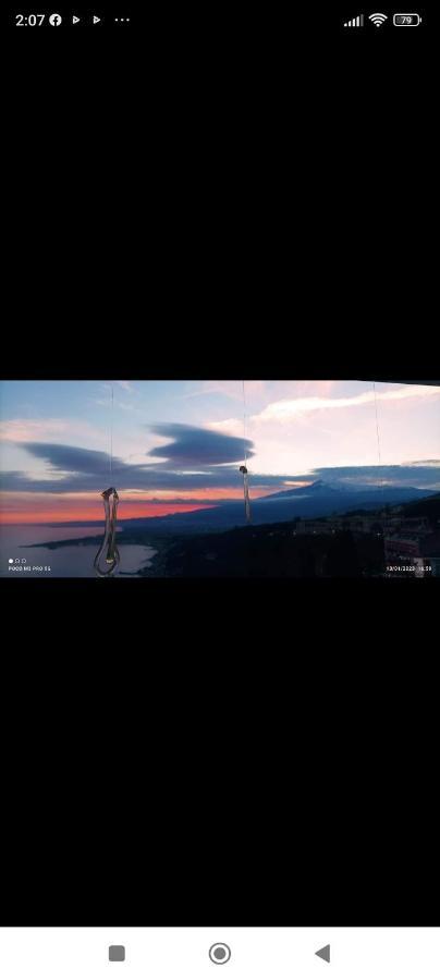 Aly Art Duomo, Gulf & Etna View *