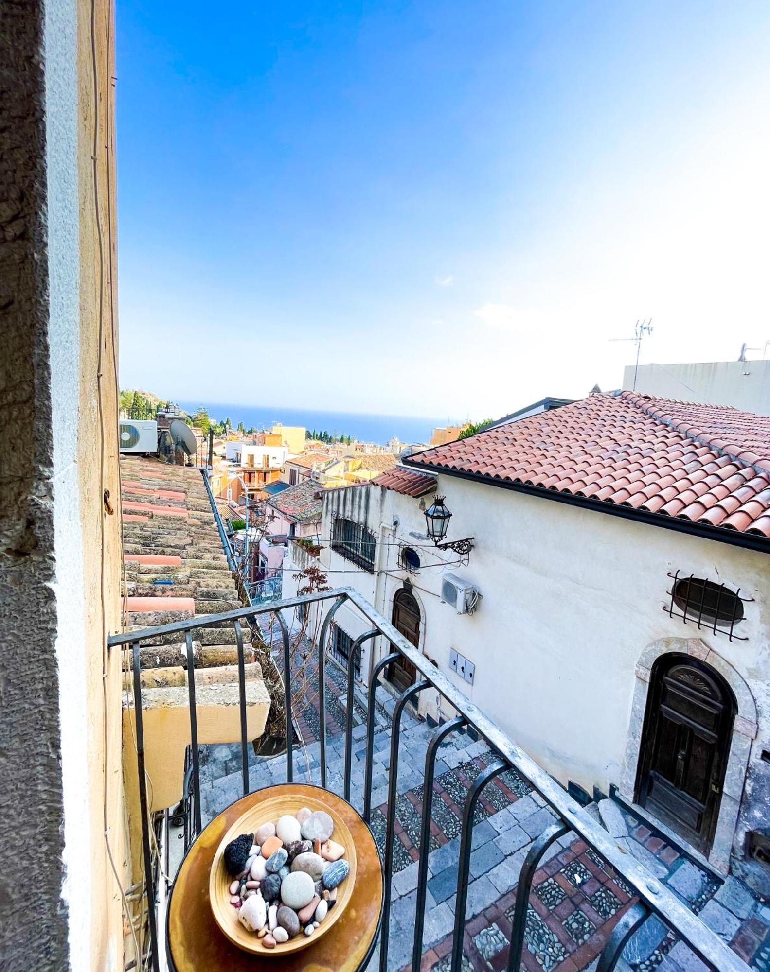 Panoramic Center Apartment Taormina
