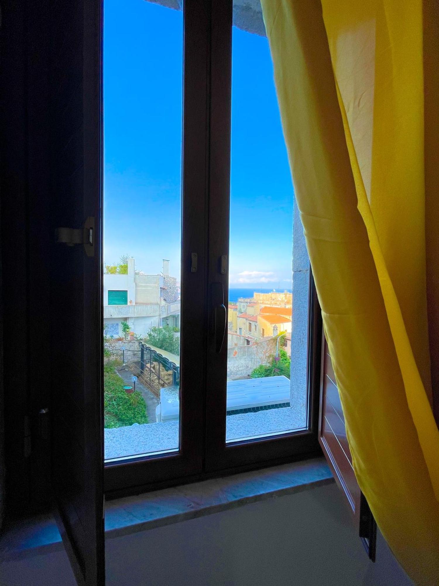 Panoramic Center Apartment
