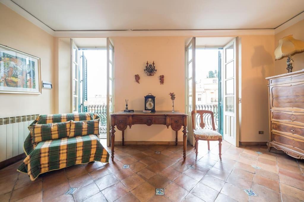 Pousada Carla, A Charming In The Center Of Taormina