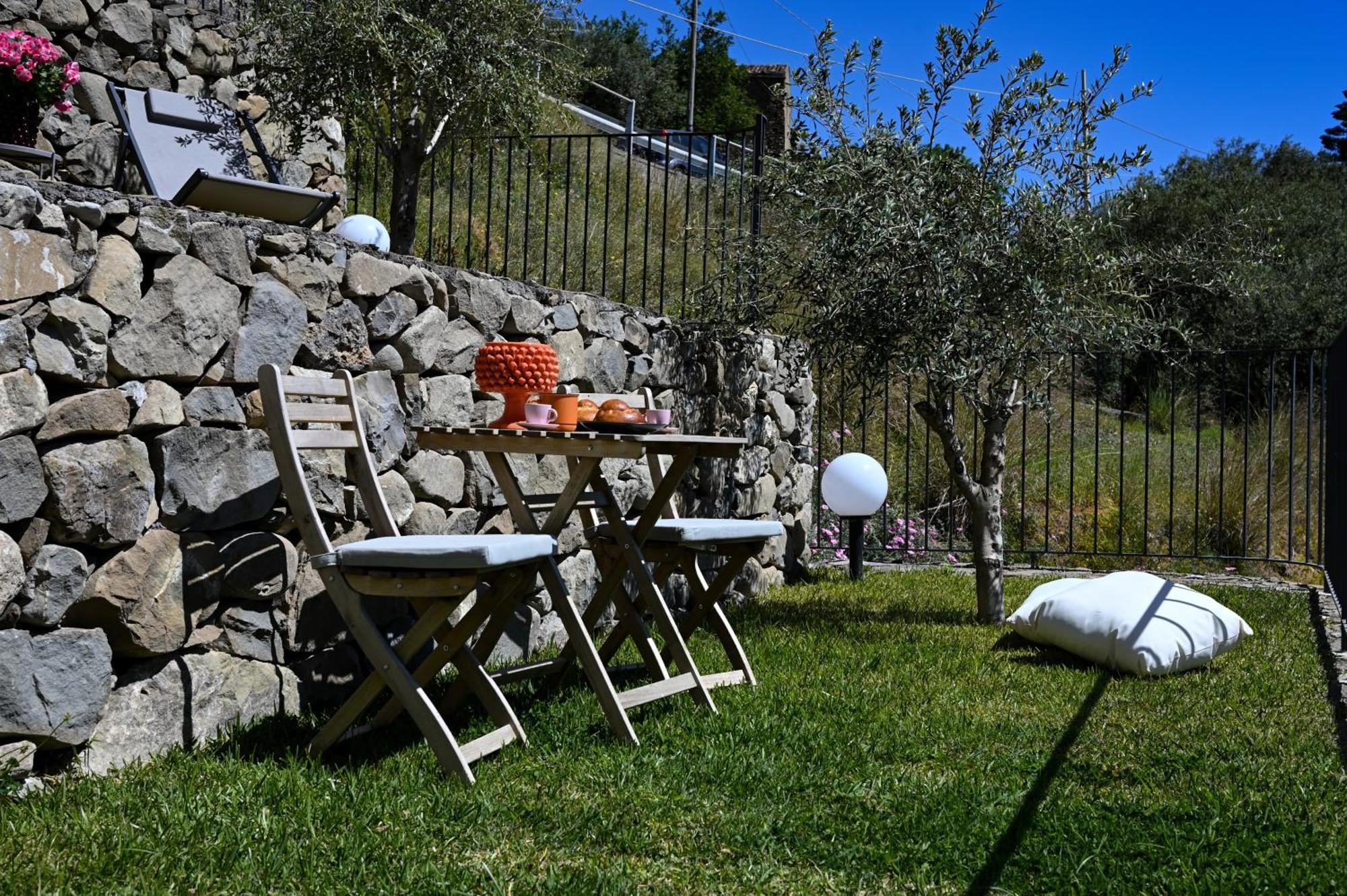 Paradisea Rocco's * Taormina