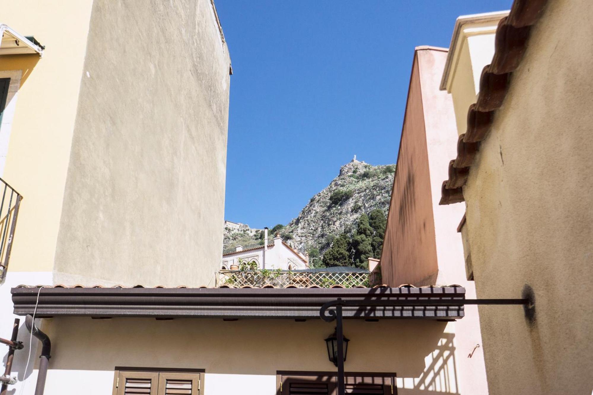 Tina House - Il Cortile Nel Centro Storico Di * Taormina