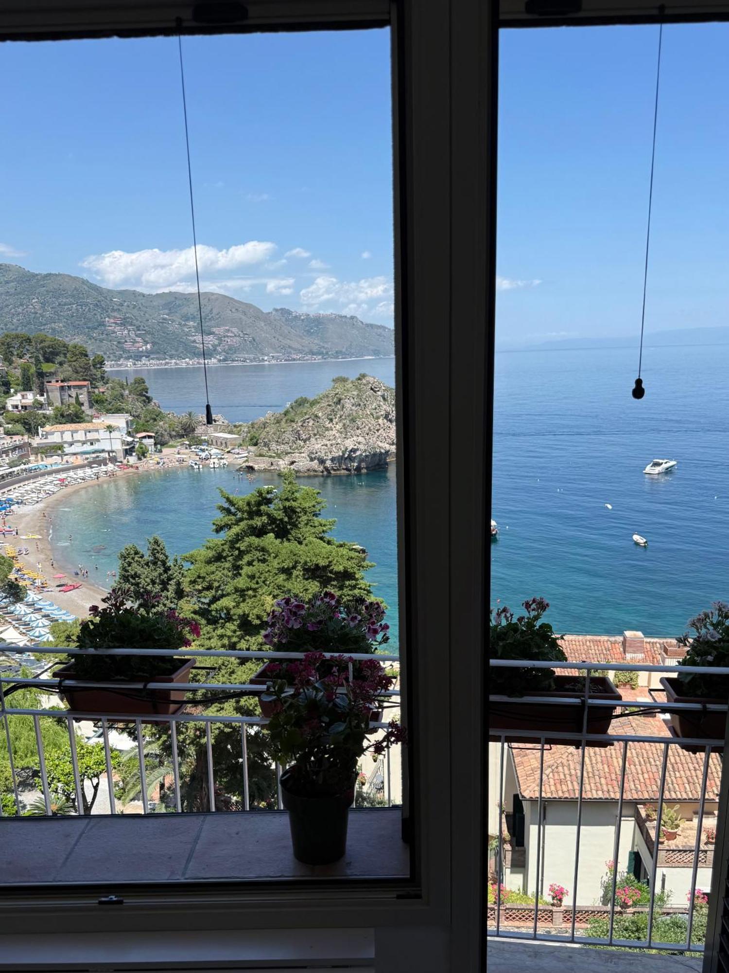 Paradise By The Sea * Taormina