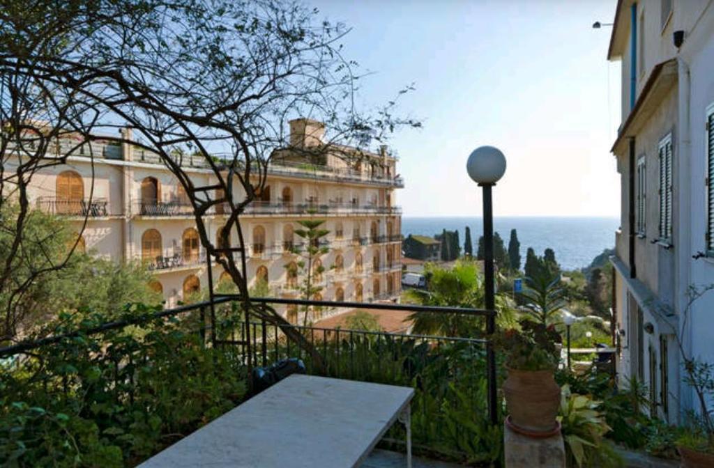Guest house Moschella