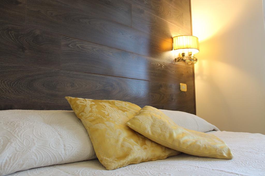 La Via Del Mare Bed & Breakfast