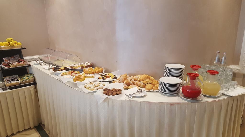 Hotel Hotel Inn 4*
