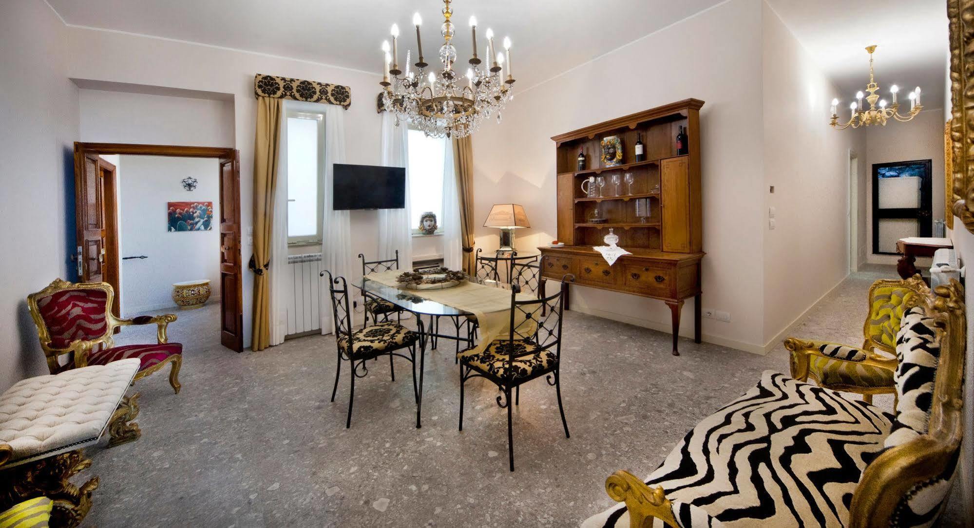 Porta Di Mezzo Luxury & 2* Taormina