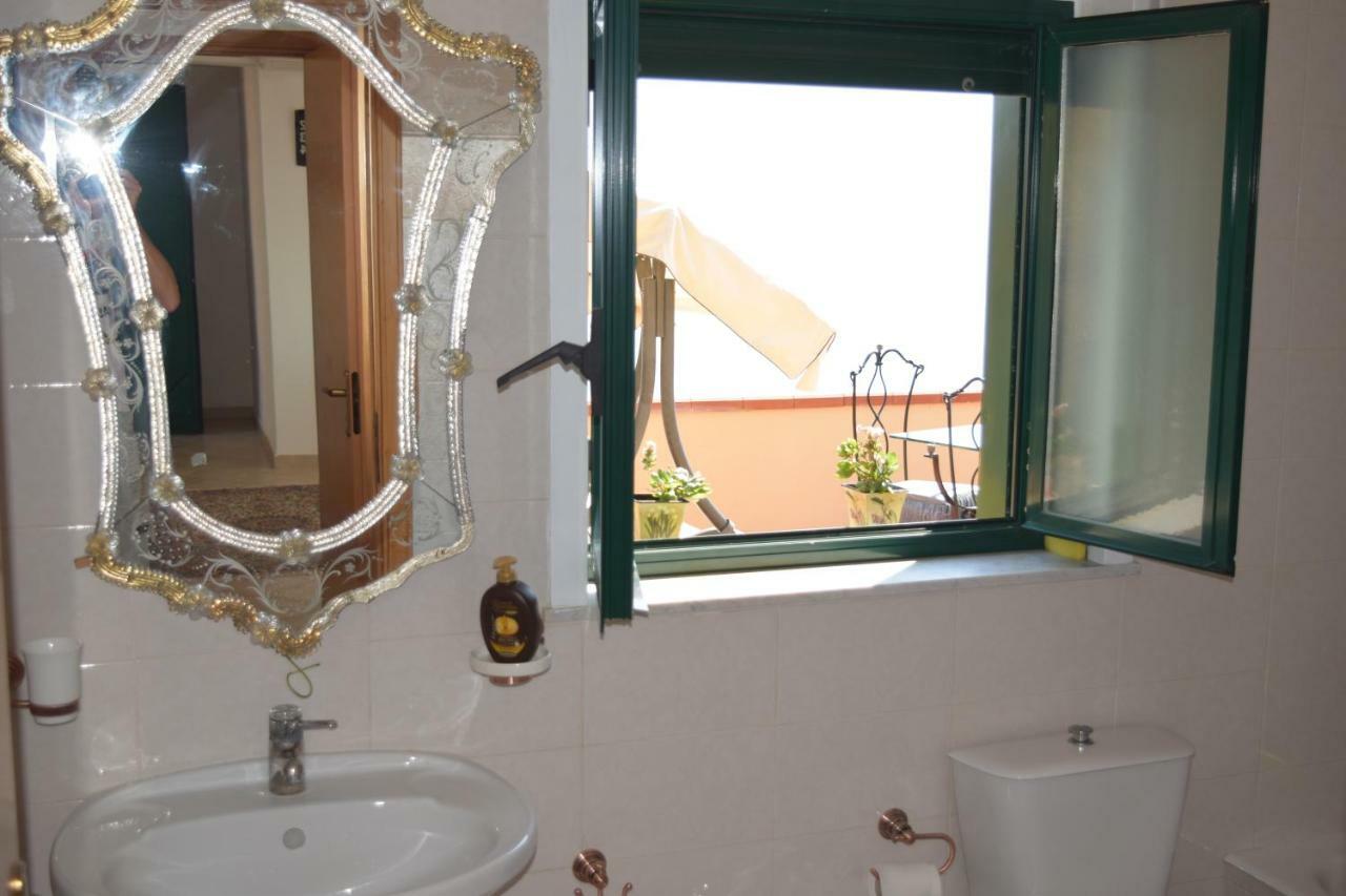 La Casetta Di Clody Apartment *