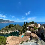 Majolica Panoramic Apartment
