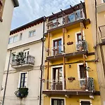 Casa Ferrara