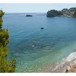 Private Beach Apartment In Taormina