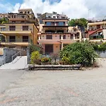 Taormina Panoramic Apartment With Parking