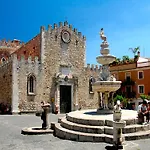 Le Pigne House With Terrace In Taormina Centre