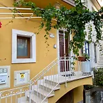 Casa Ferrara