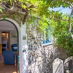 Old Memories House