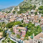 Villa Schuler Taormina Center Garden Suite In Self-Catering