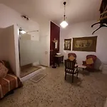 Tranquil Holiday Home In Taormina Near Isola Bella Sea