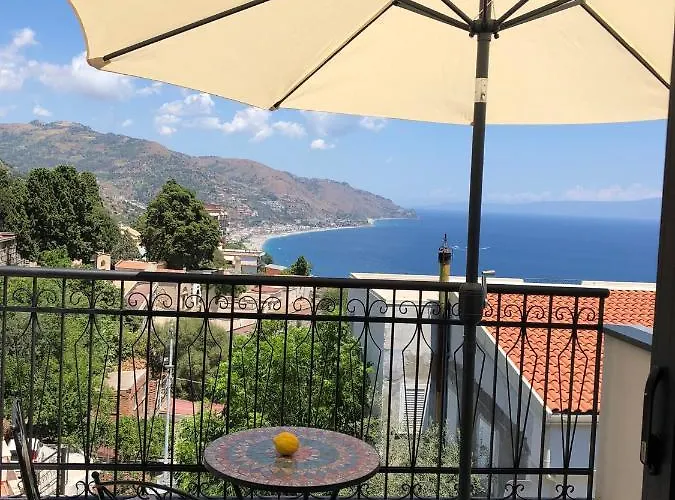 Casa Carlotta