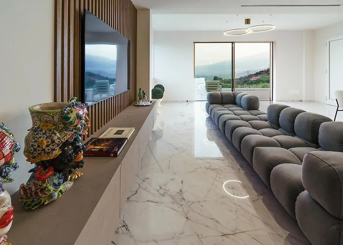 Grand Tour Villa