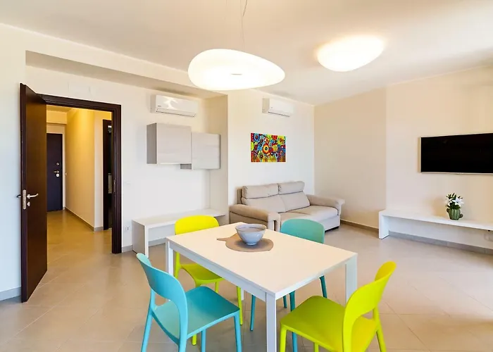 Calipso Seaview Flat With Private Parking