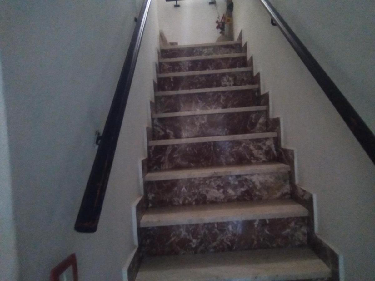 In Guest - Single With Shared Bathroom Guest house *