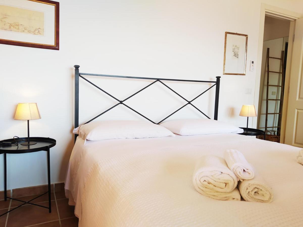 Vittorio - Splendid Panoramic Sea View Terrace Apartment Taormina
