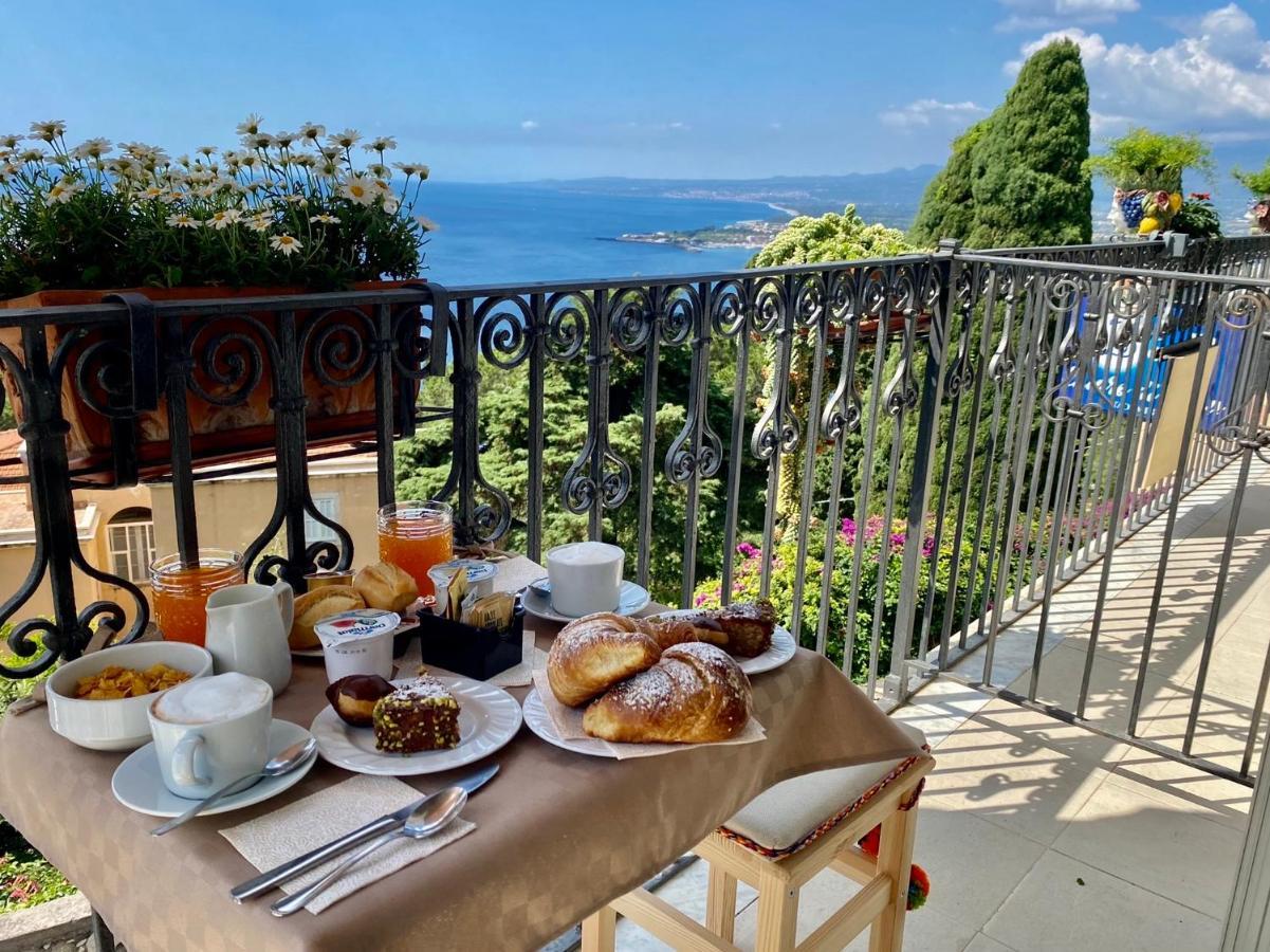 Chiaro Di Luna Bed & Breakfast