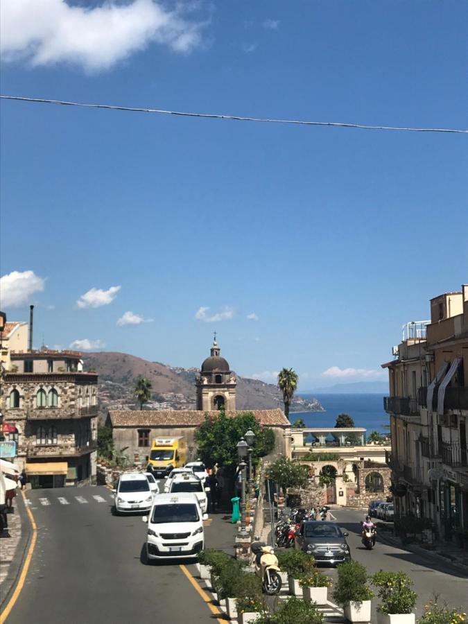 Dania Taormina