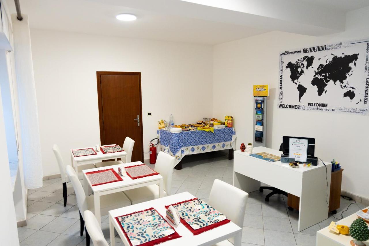 Acomodação com café da manhã  Morfeo 3*