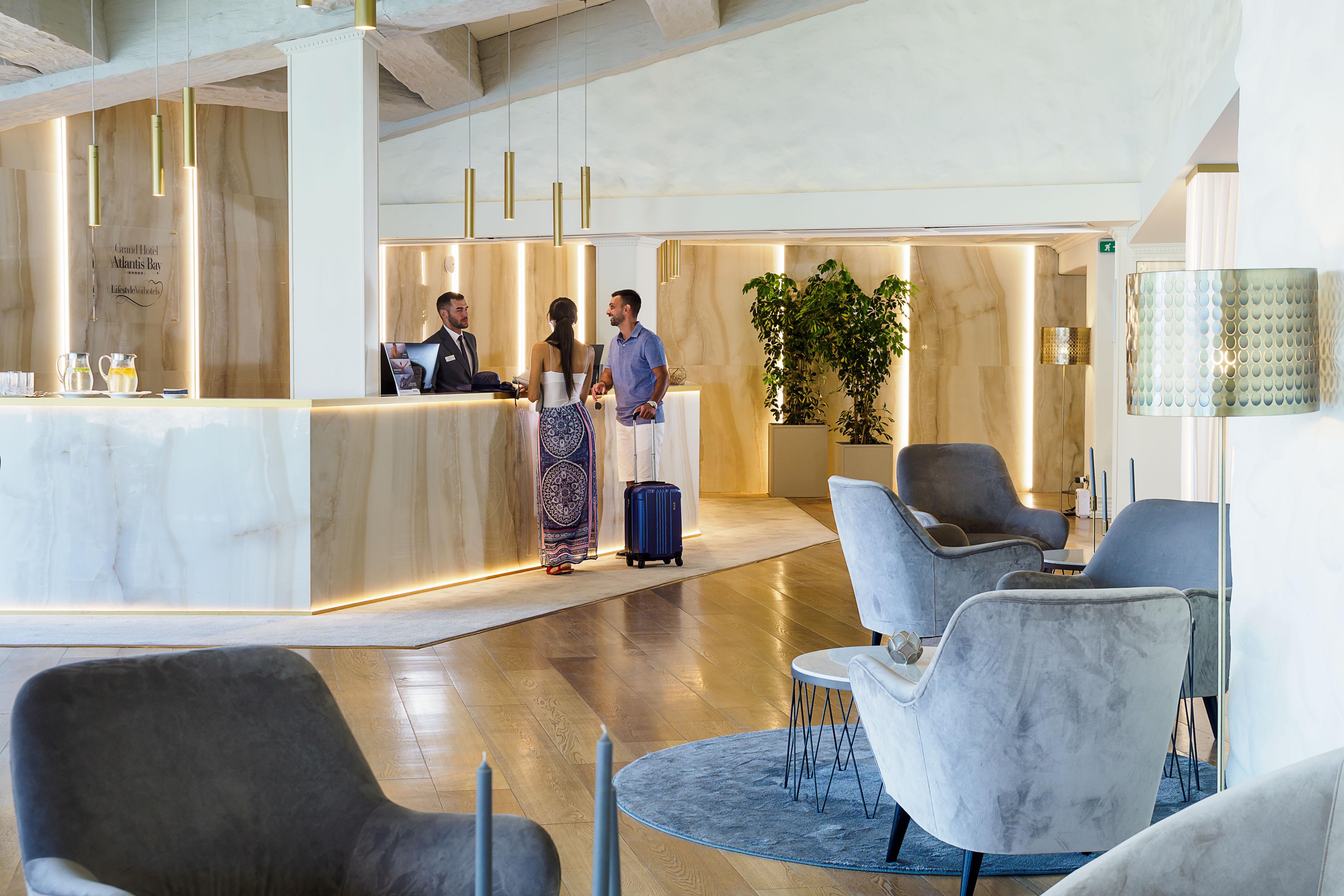 Hotel Atlantis Bay - Vretreats 5*
