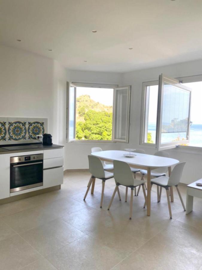 Paradisea Guillhome Taormina