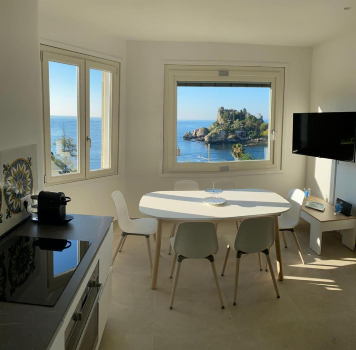 Paradisea Guillhome Taormina