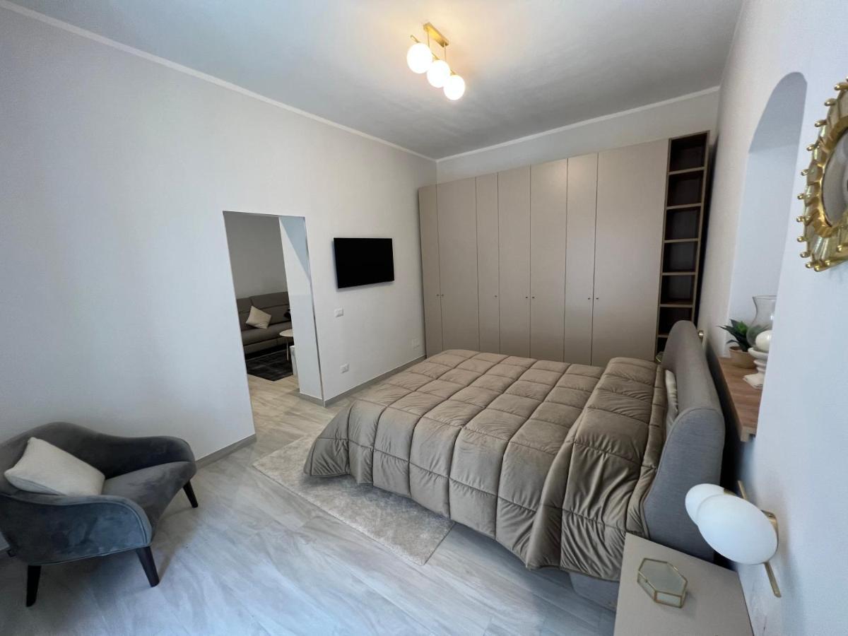 Zola Luxury House *