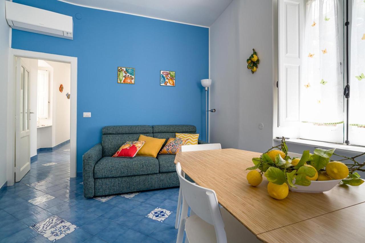 Blue Carlotta Apartment