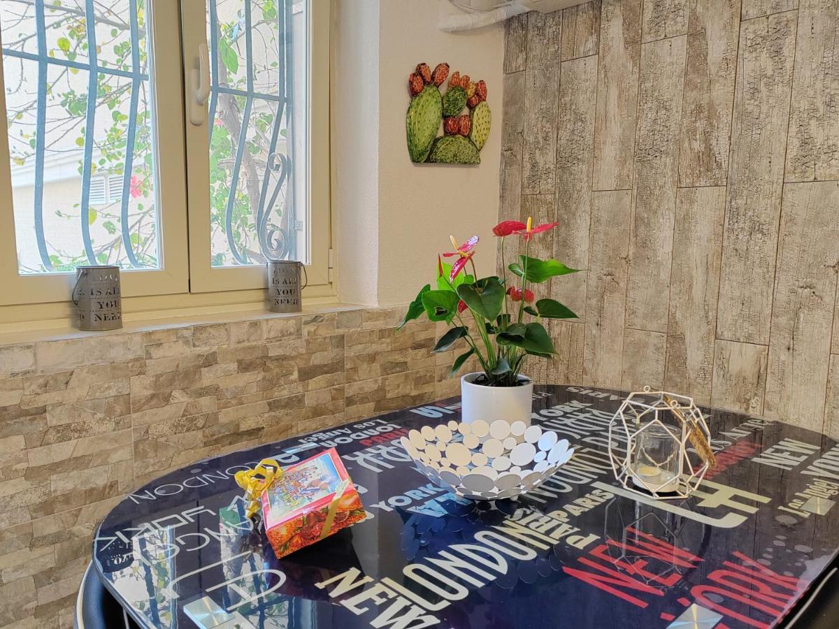 Casa Cesare - Centre & Sea View Apartment *