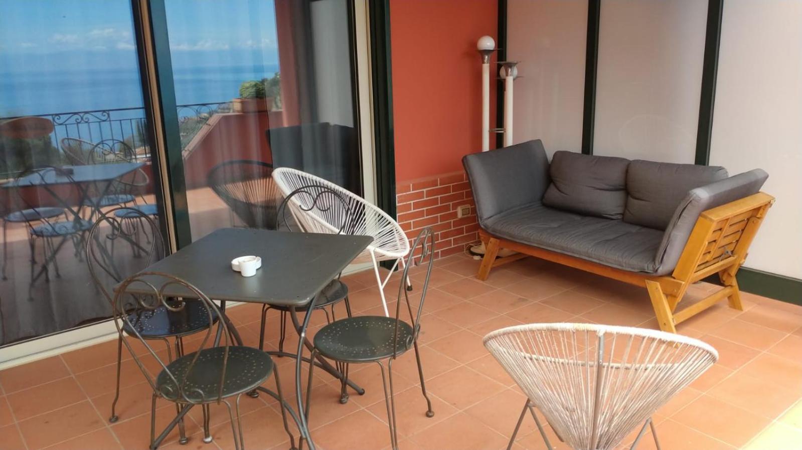 Vittorio - Splendid Panoramic Sea View Terrace Taormina
