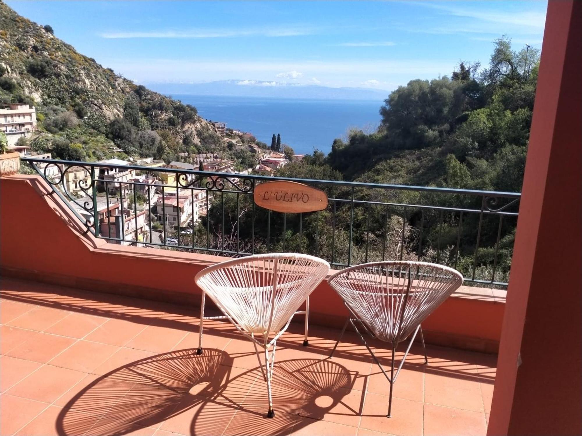 Vittorio - Splendid Panoramic Sea View Terrace Apartment *