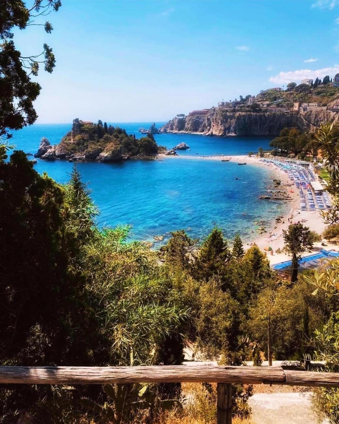 Mare Roccia Beachfront Taormina