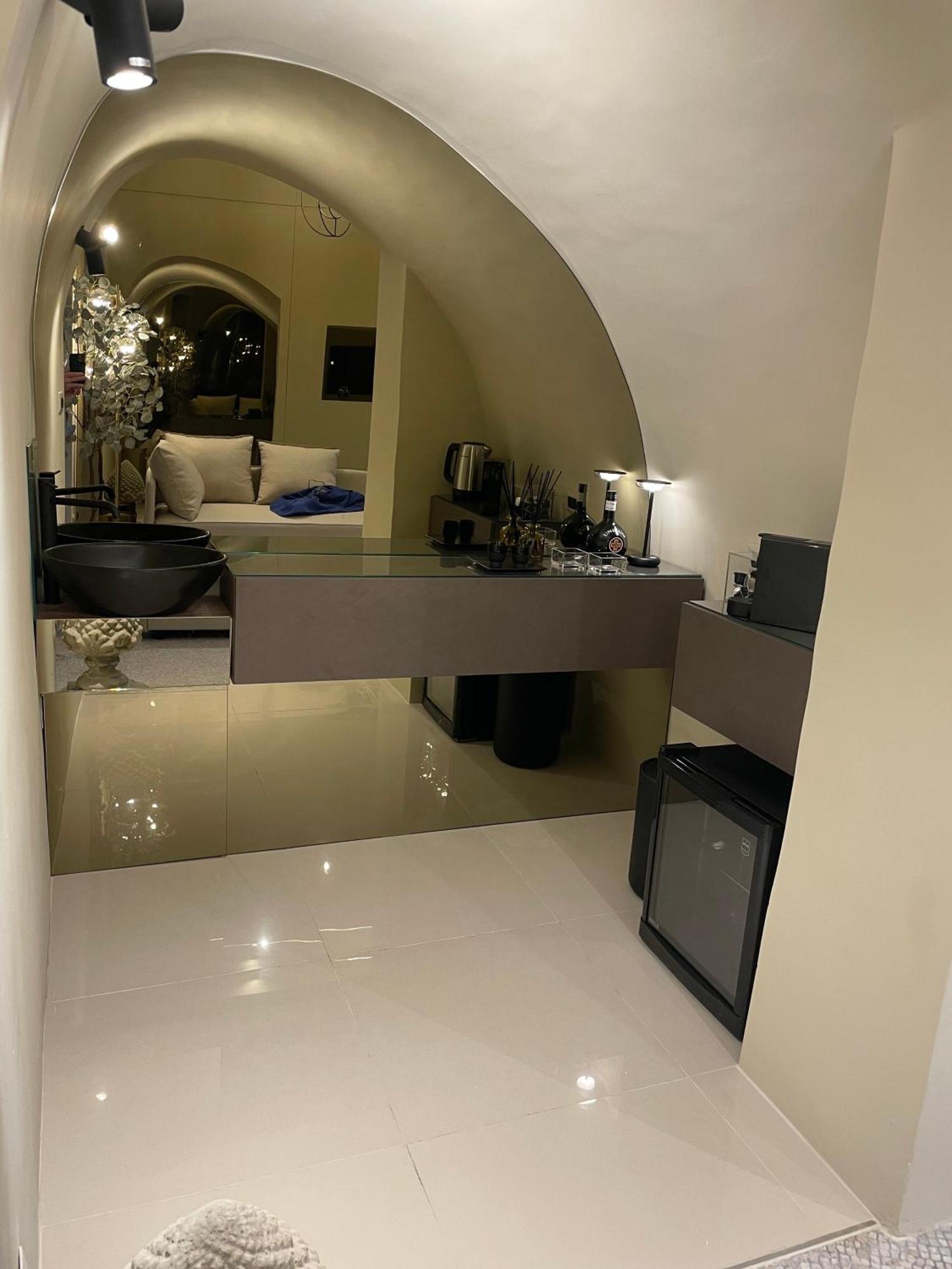 Hp Luxury