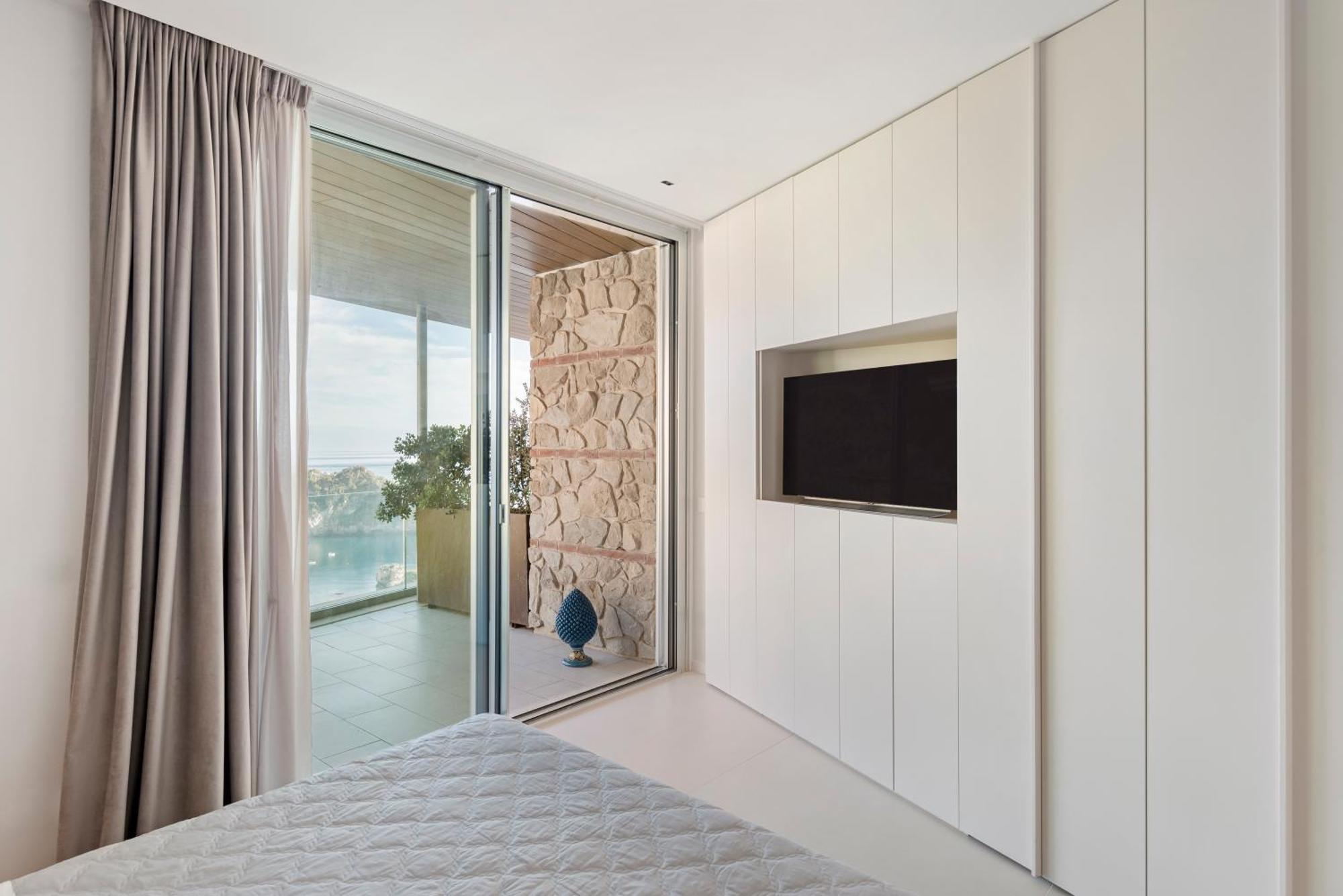 Isola Bella Infinity Aparthotel