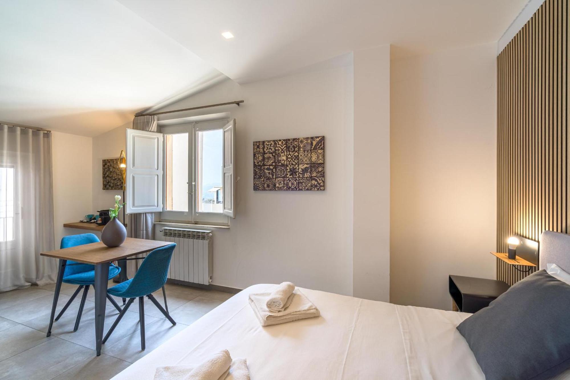 Al Duomo & Flats Guest house