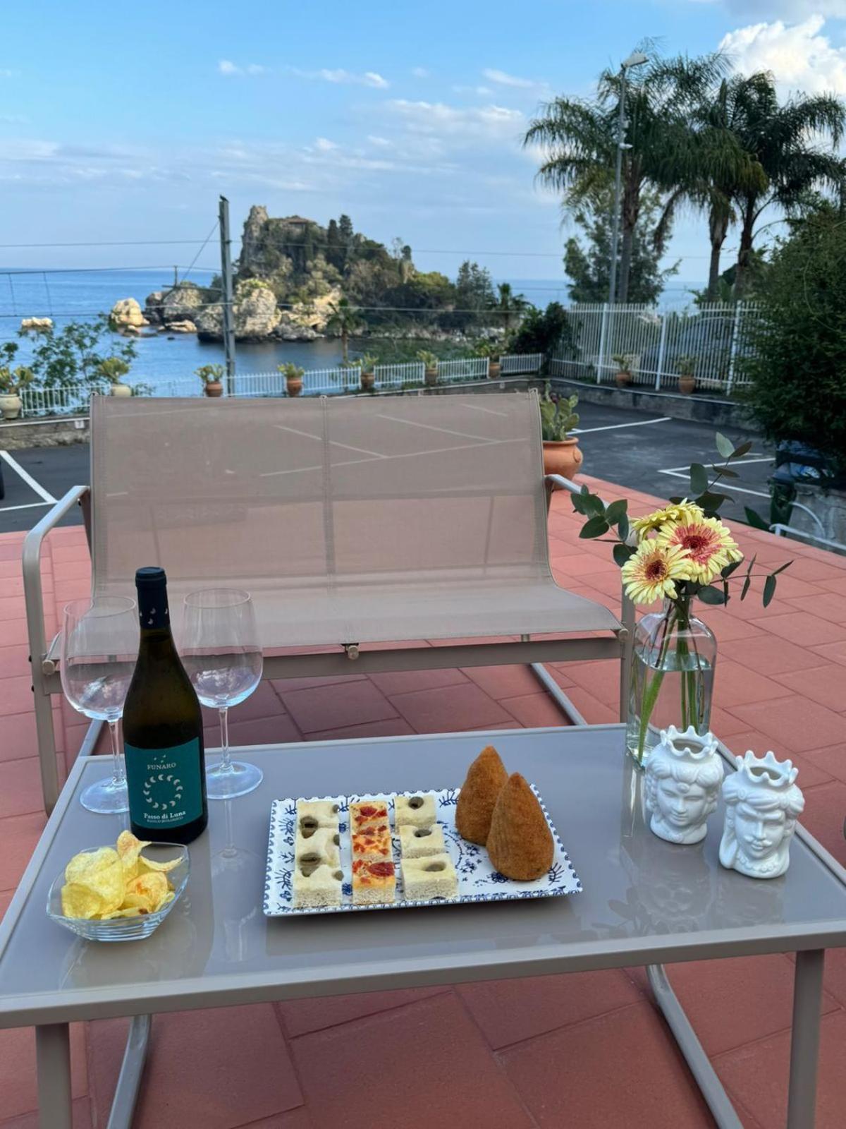 Paradisea Guillhome * Taormina