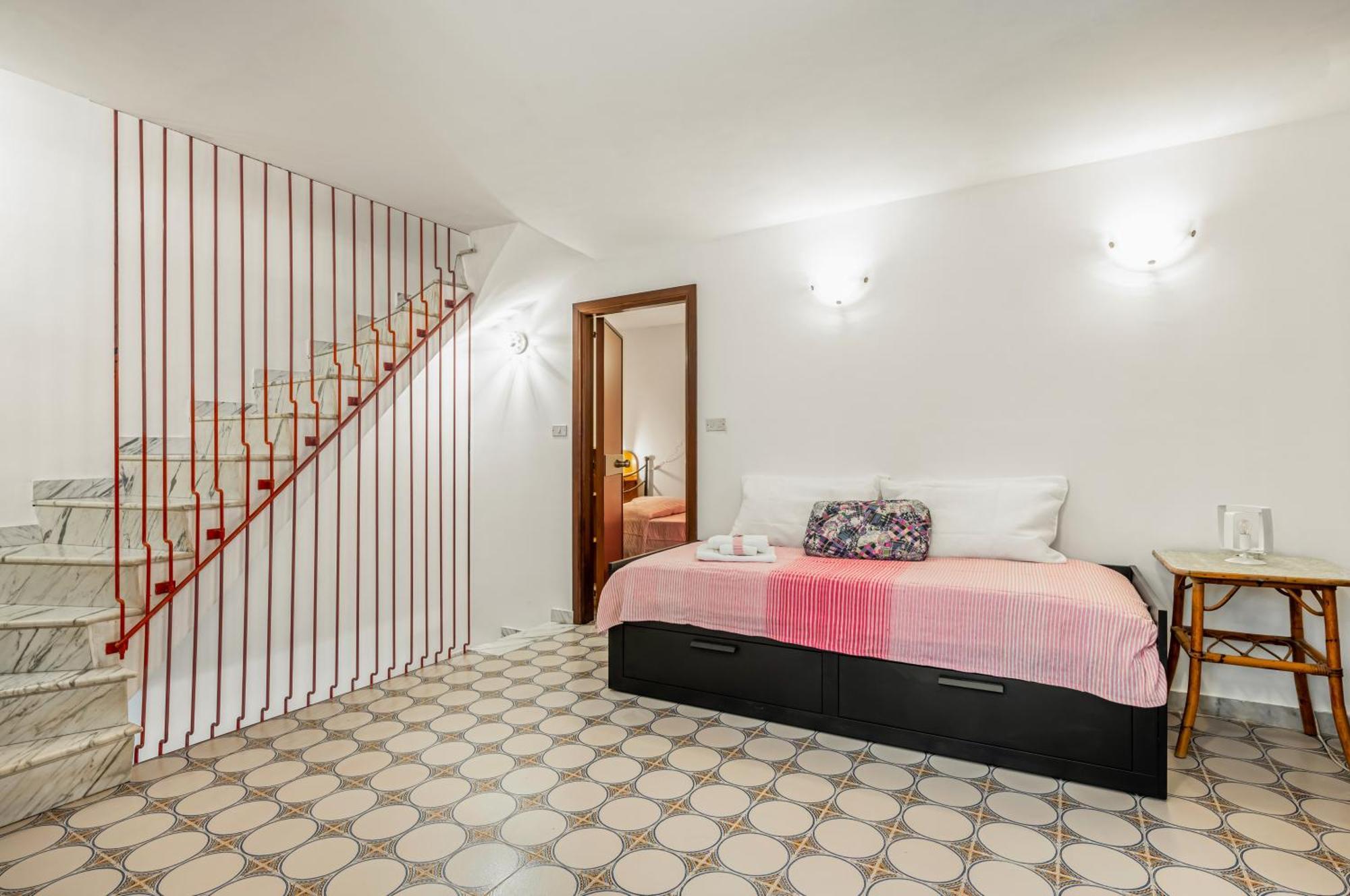Roomy In The Heart Of Apartment Taormina