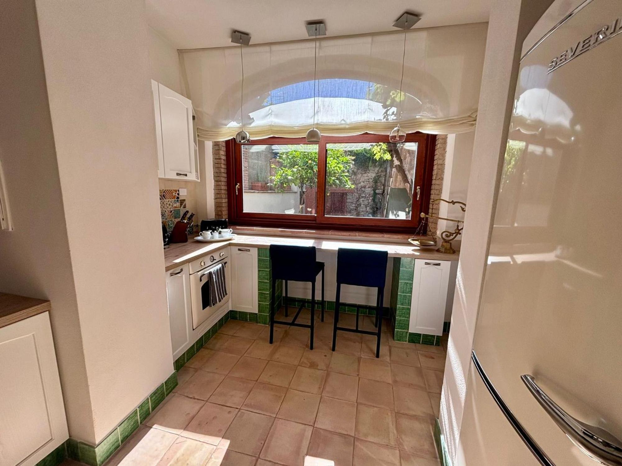 Center, Completely Renovated, Historical Apartment Taormina