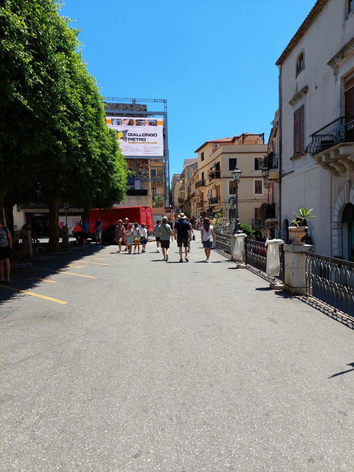 Apartment Al Teatro Antico & House Taormina